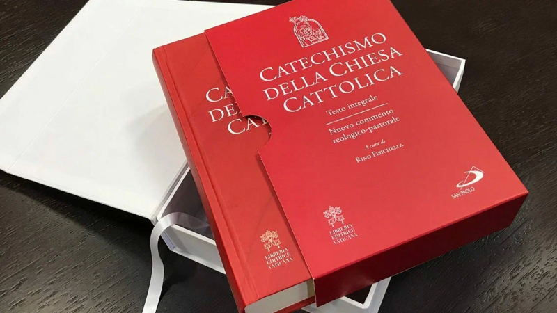 LA CIVILTÀ CATTOLICA: Катехизису Католической Церкви исполняется 30 лет